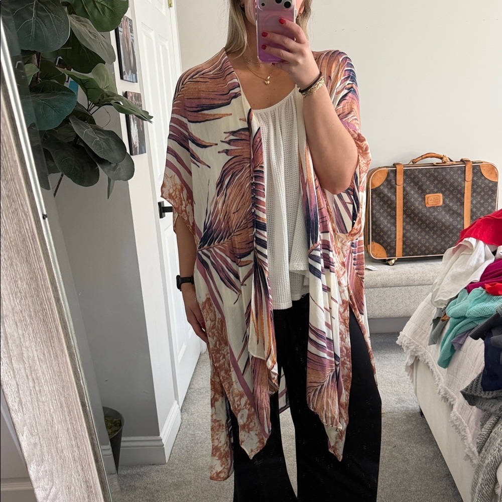 Vibrant Feather Print Kimono